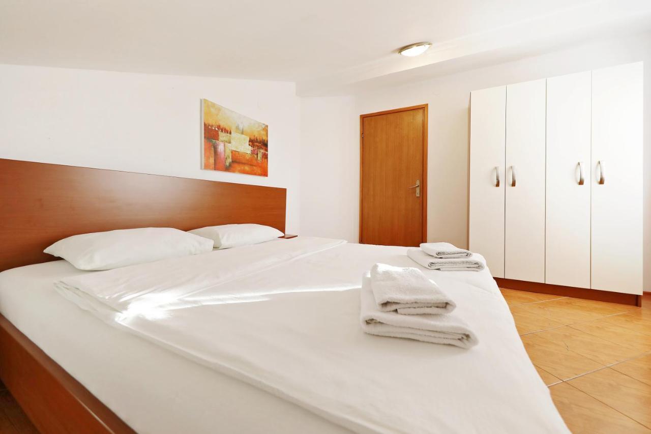 Apartmani "Jadran" Đảo Pag Ngoại thất bức ảnh